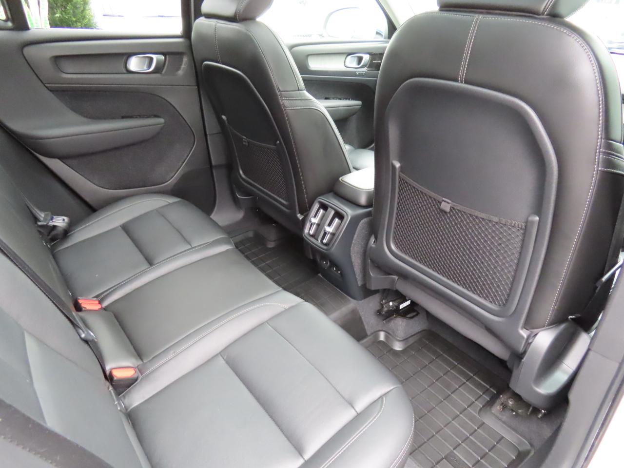 2021 Volvo XC40 T5 AWD INSCRIPTION PKG - LEATHER - SUNROOF ! Photo