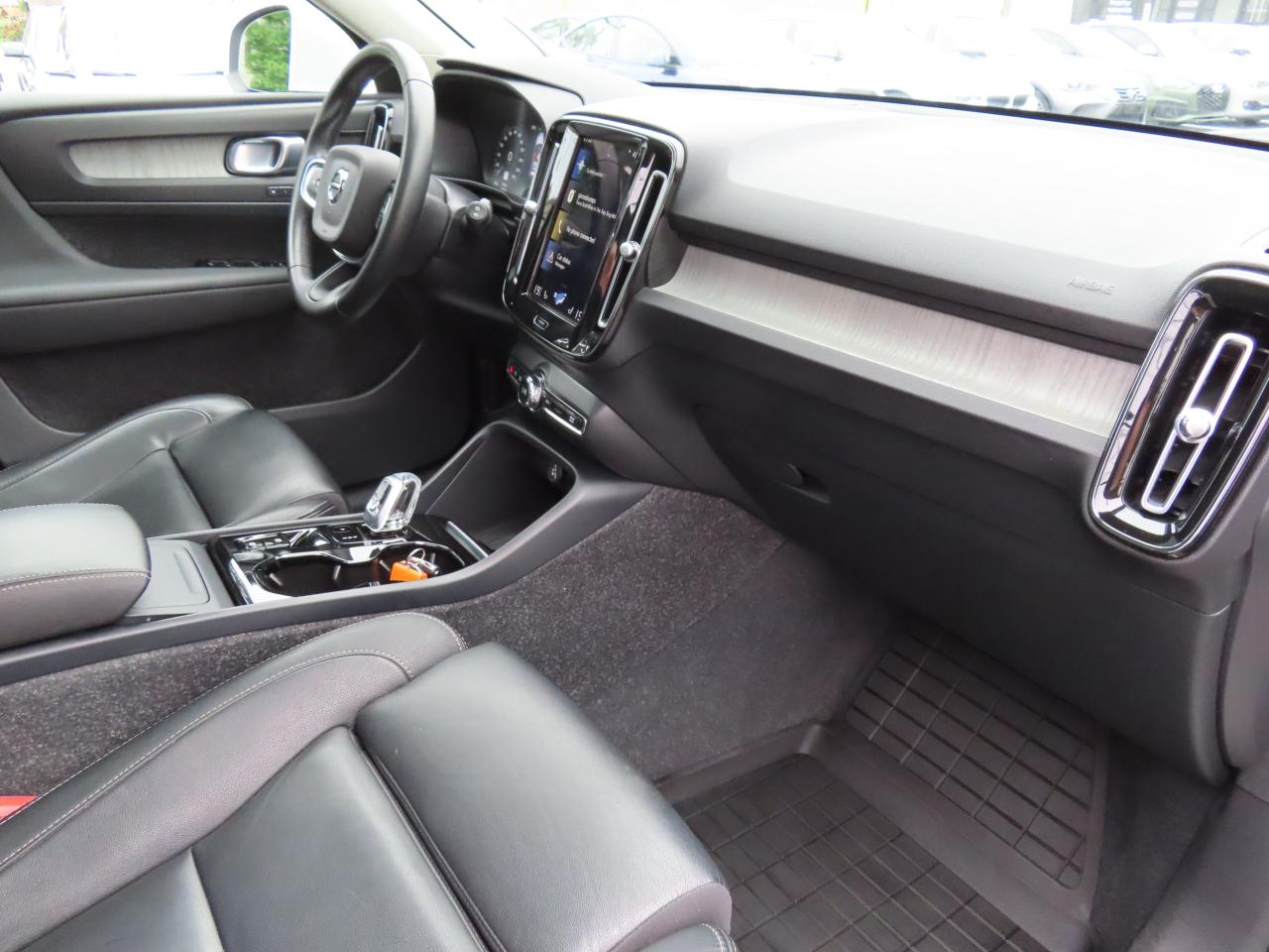 2021 Volvo XC40 T5 AWD INSCRIPTION PKG - LEATHER - SUNROOF ! Photo