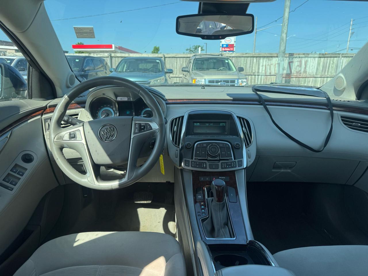 2011 Buick LaCrosse CX, AUTO, 4 CYL, ONLY 58,000KMS, LOW KMS, CERT - Photo #10