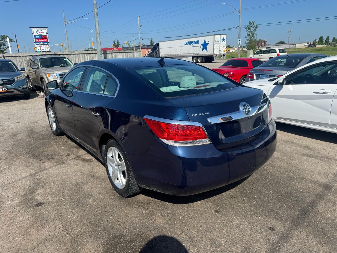 2011 Buick LaCrosse CX, AUTO, 4 CYL, ONLY 58,000KMS, LOW KMS, CERT - Photo #3