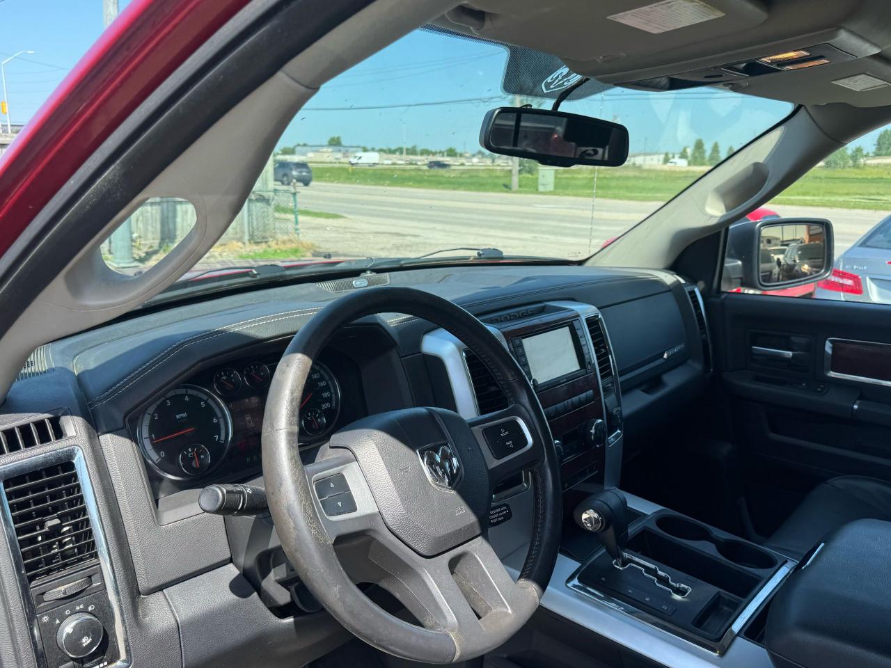 2010 Dodge Ram 1500 ST, 4X4, HEMI, LEATHER, LOADED, AS IS SPECIAL - Photo #10