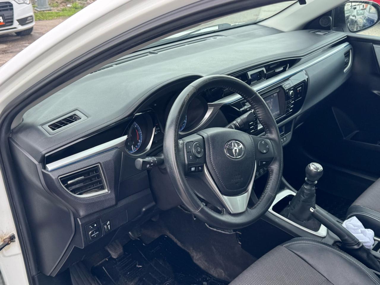 2015 Toyota Corolla S, MANUAL, ONLY 130KMS, LOADED, RELIABLE, CERT - Photo #10