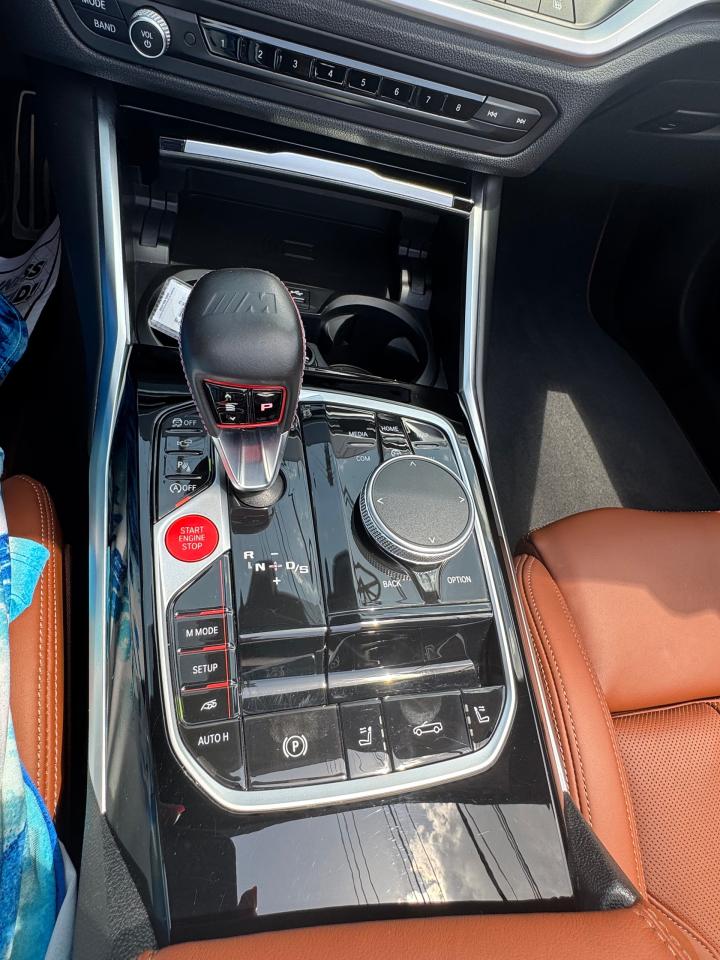 2022 BMW M4 Competition M xDrive - Photo #4