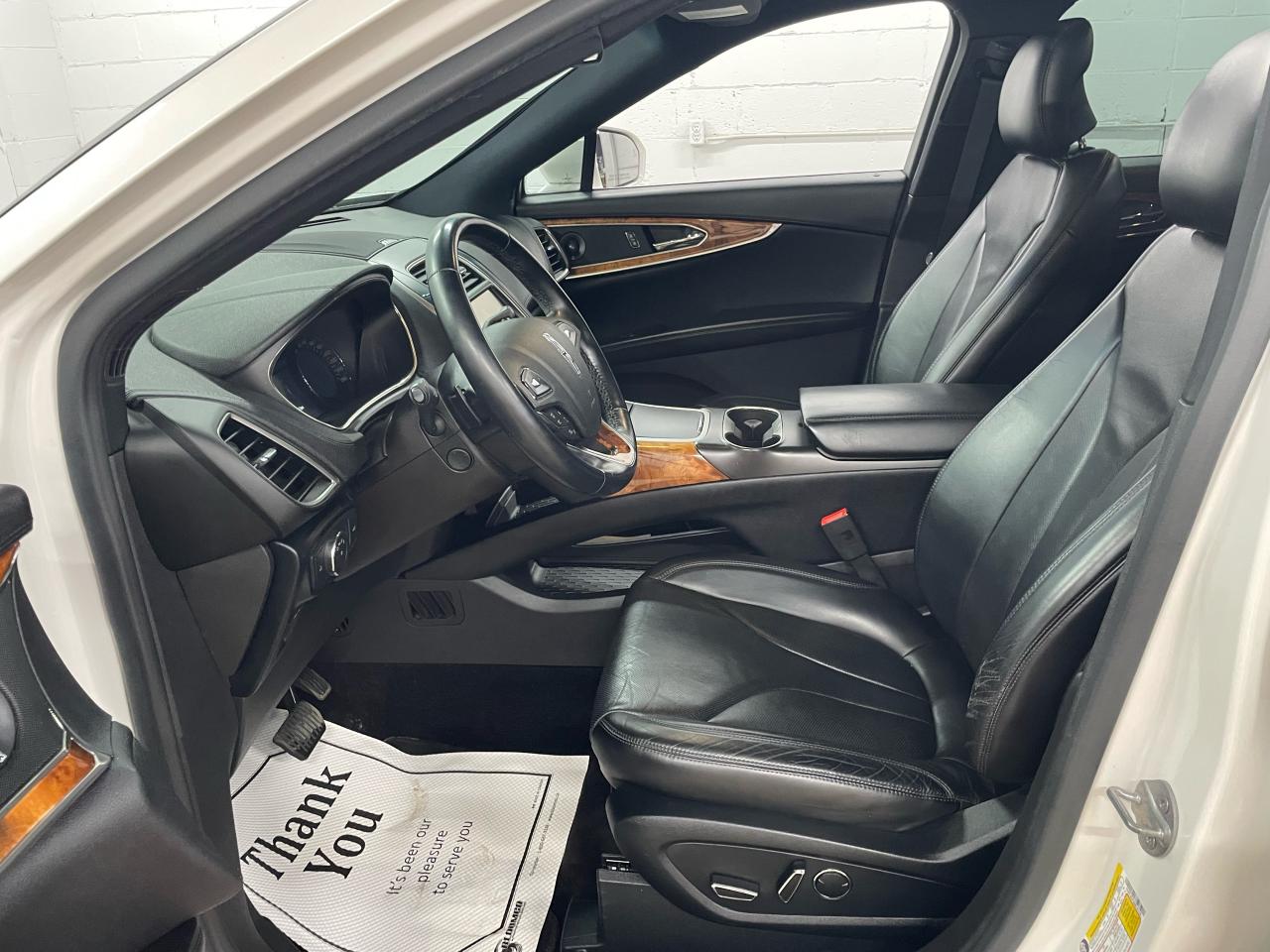 2016 Lincoln MKX AWD 4DR RESERVE Photo8
