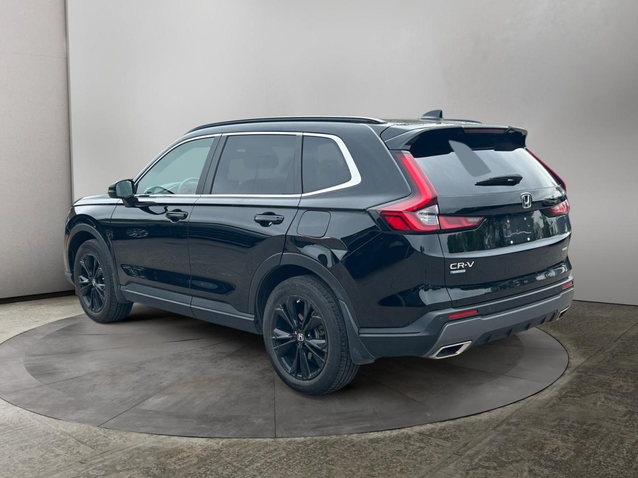 2024 Honda CR-V Touring Photo