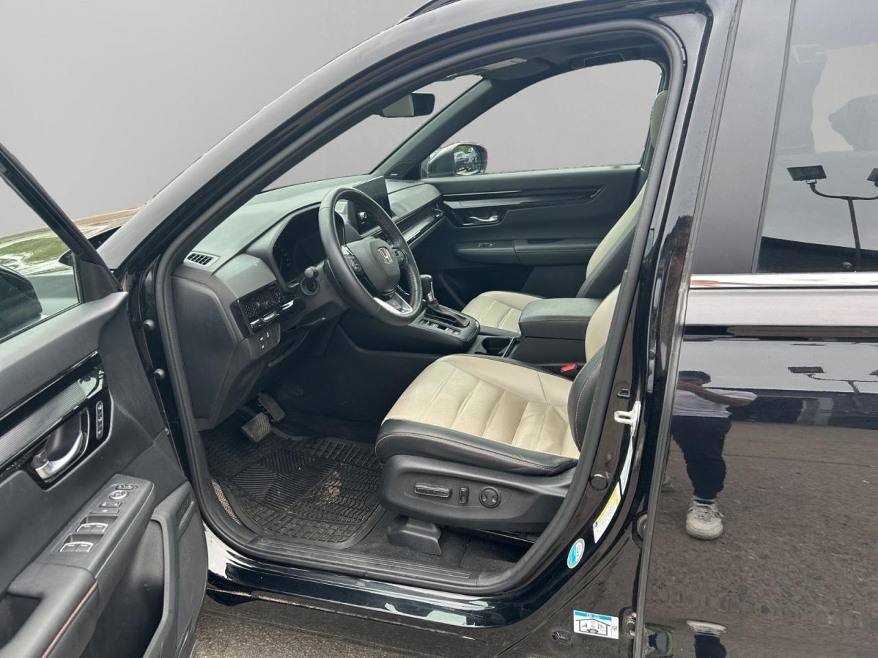 2024 Honda CR-V Touring Photo