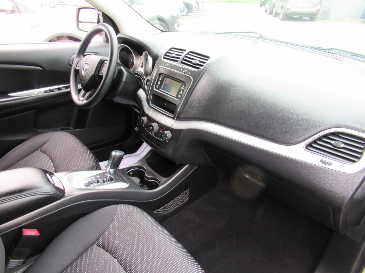 2016 Dodge Journey SE Plus - Photo #7