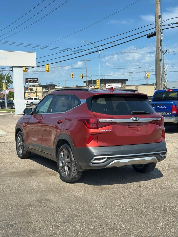 2021 Kia Seltos EX - Photo #5