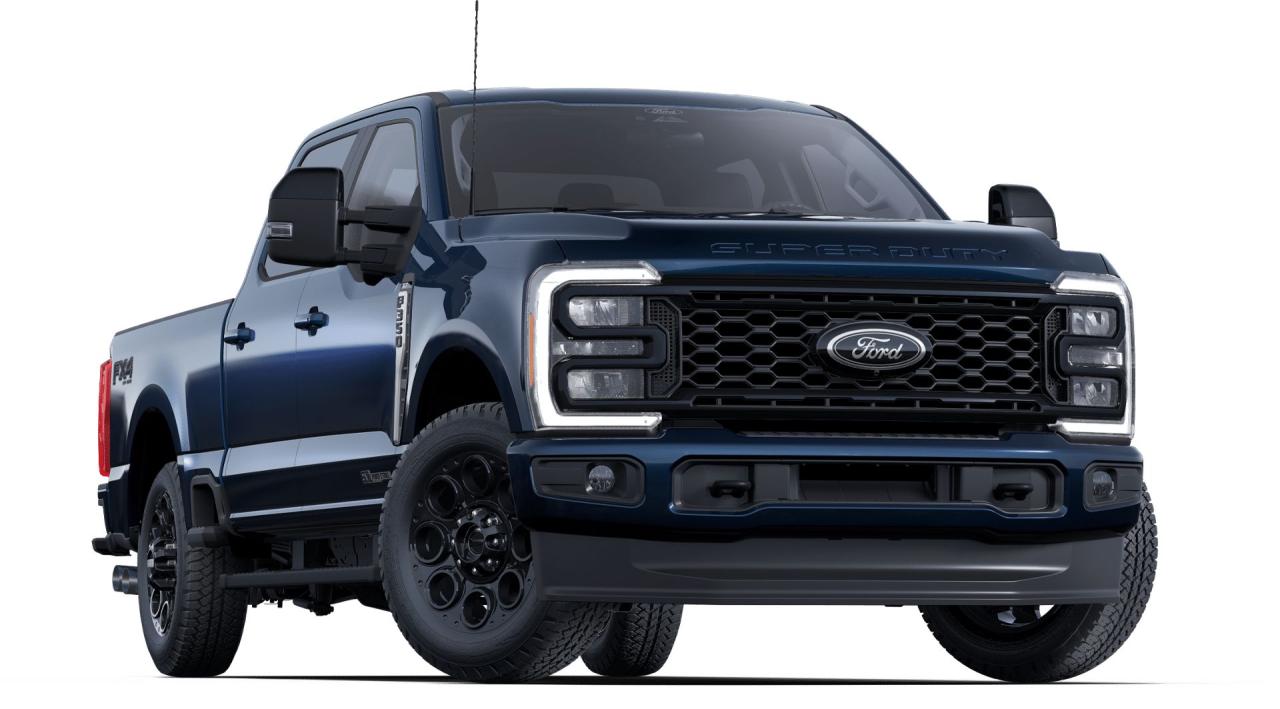 2025 Ford SUPERDUTY F-350® XLT Photo3