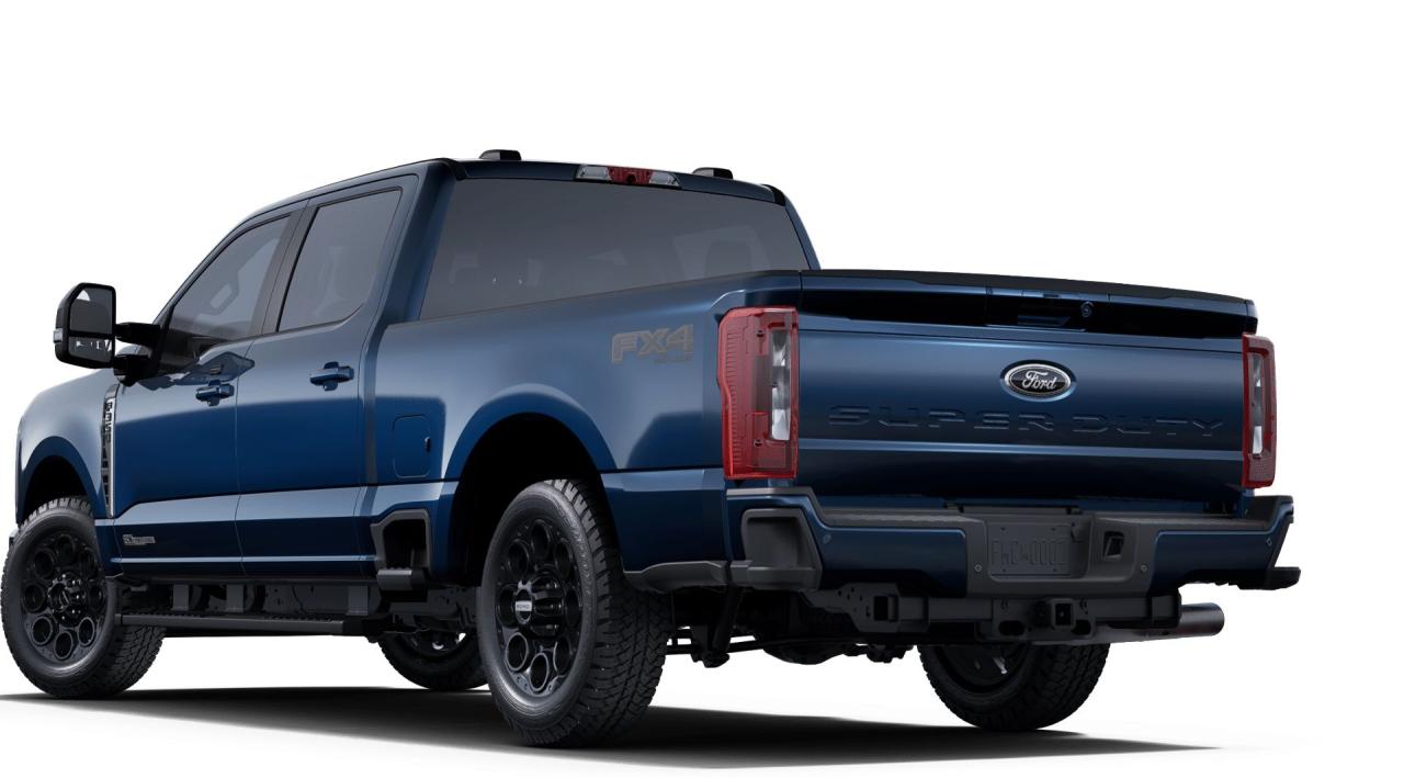 2025 Ford SUPERDUTY F-350® XLT Photo