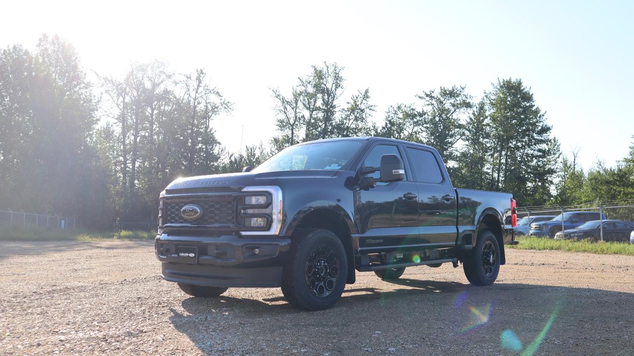 2025 Ford F-350 Super Duty SRW XLT Photo