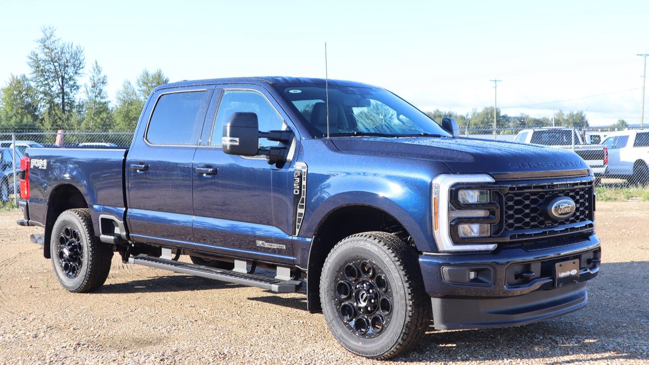 2025 Ford F-350 Super Duty SRW XLT Photo