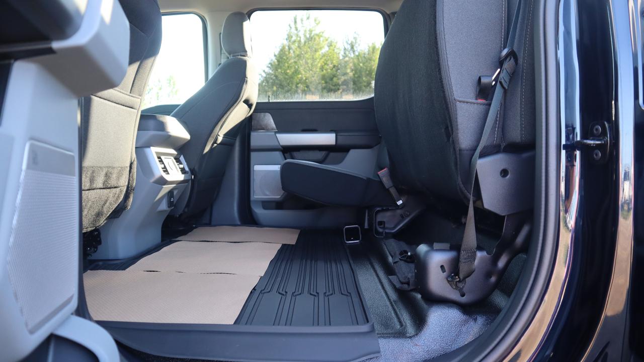 2025 Ford F-350 Super Duty SRW XLT Photo5
