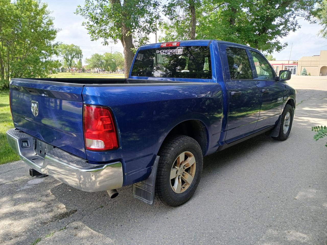 2017 RAM 1500 ST - Photo #3