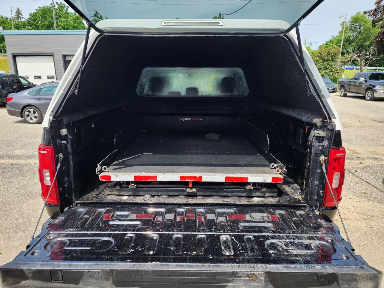 2021 Ford F-150 XLT l Clean Carfax l No Accident l Mint Condition - Photo #9