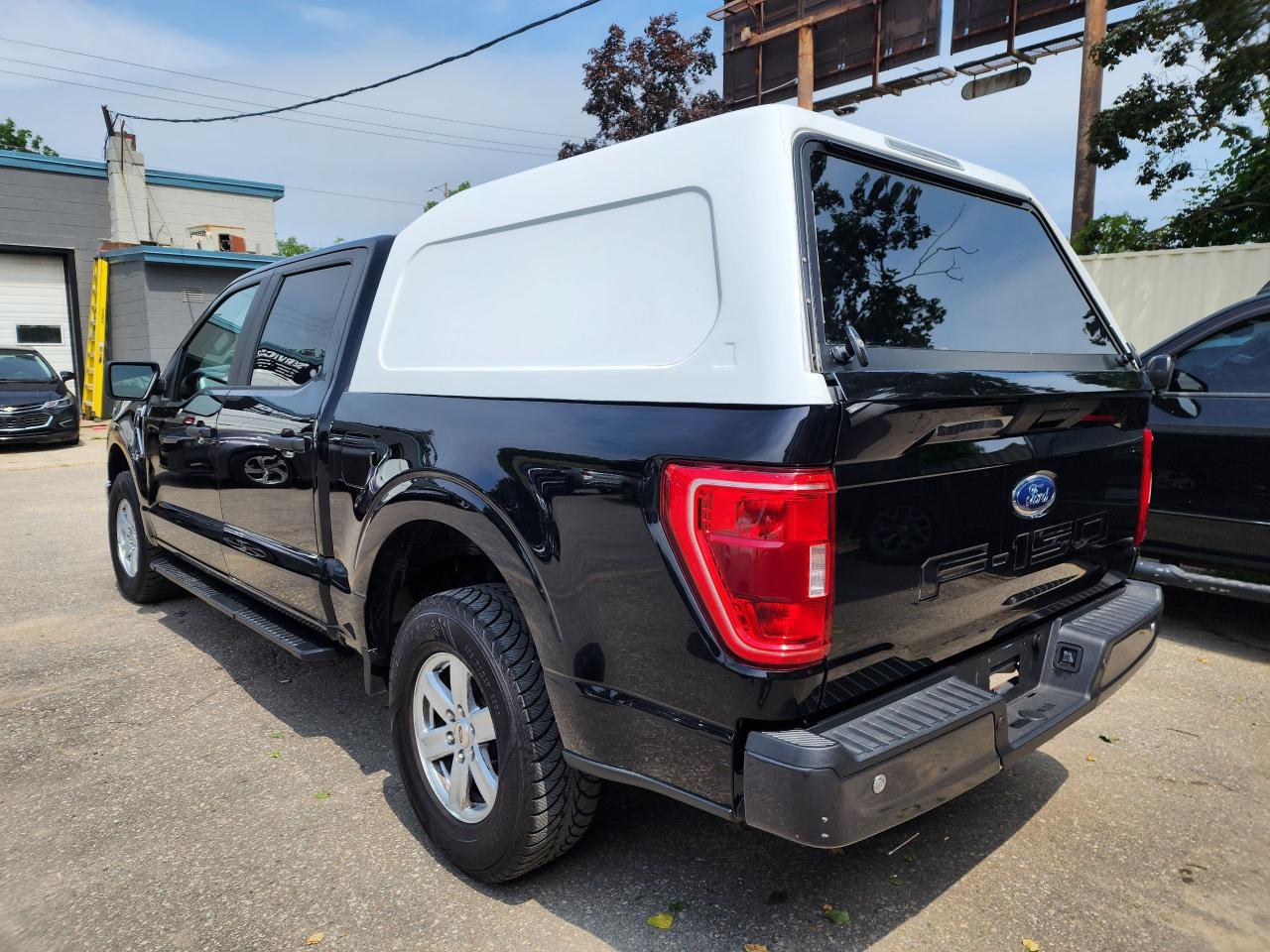 2021 Ford F-150 XLT l Clean Carfax l No Accident l Mint Condition - Photo #7