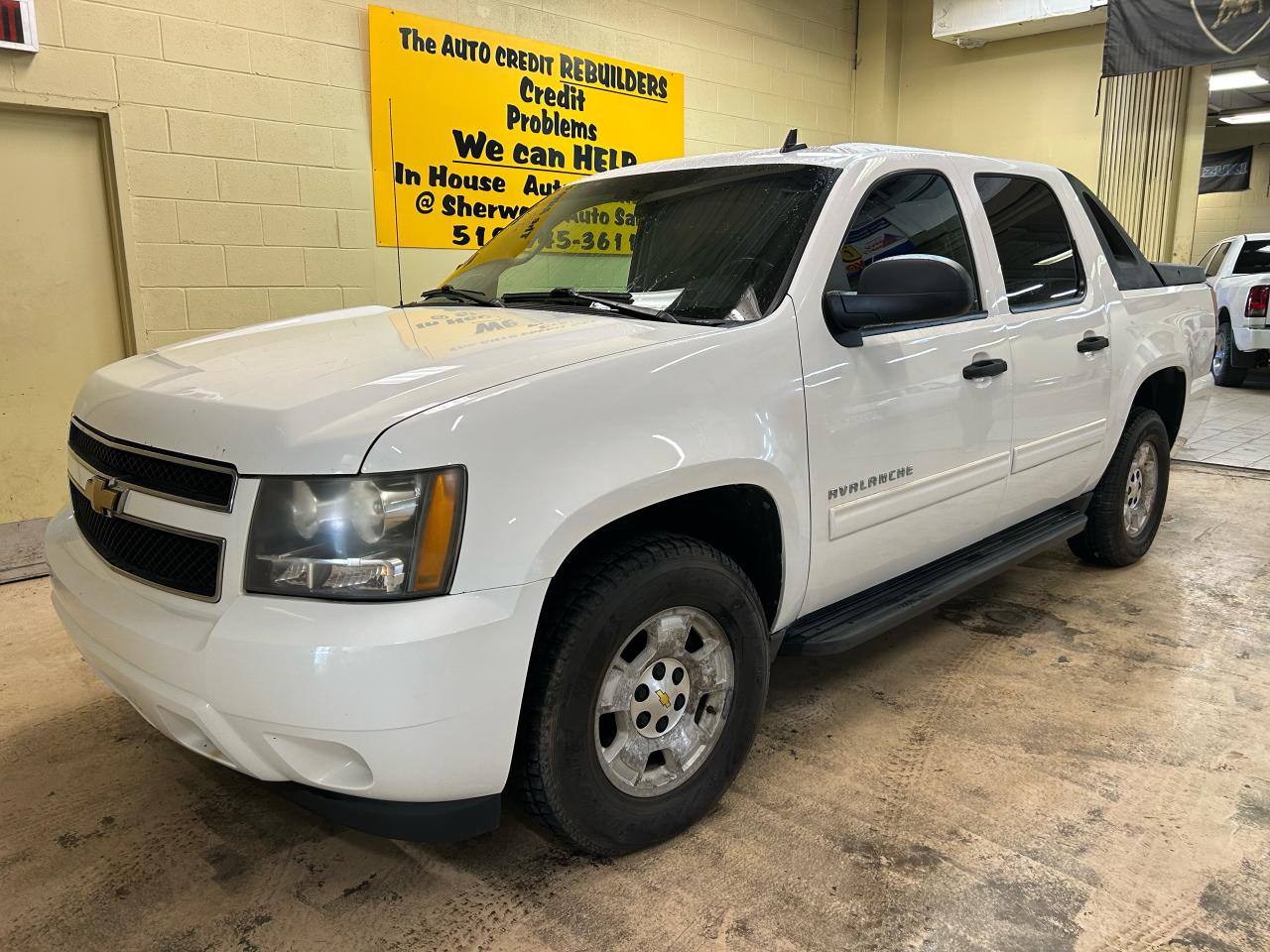 Used 2011 Chevrolet Avalanche LS for sale in Windsor, ON