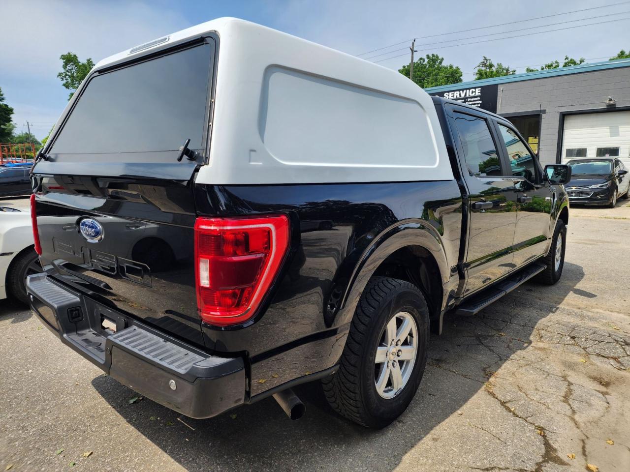 2021 Ford F-150 XLT l Clean Carfax l No Accident l Mint Condition