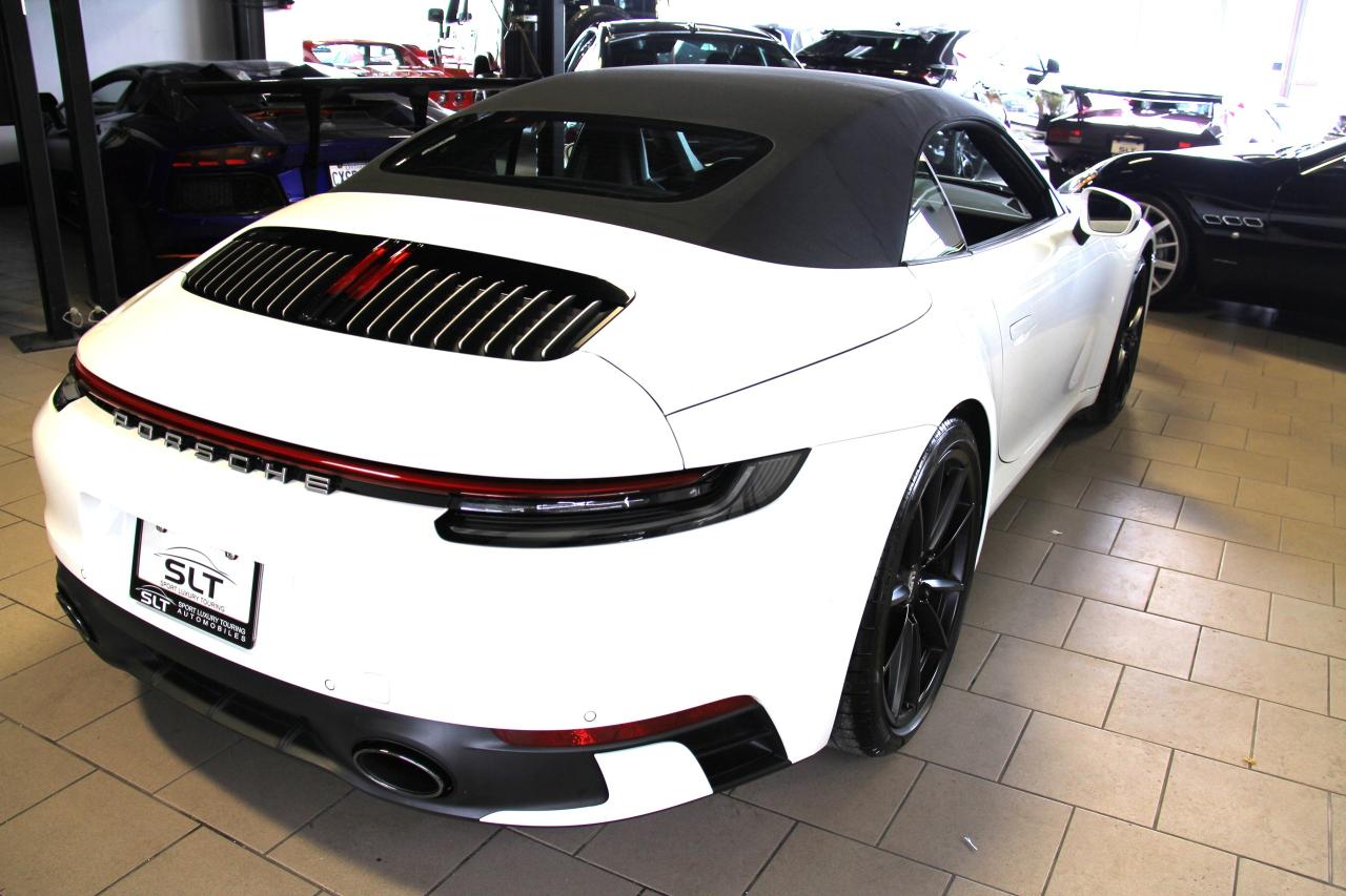 2022 Porsche 911 Carrera 4 Cabriolet - Photo #6