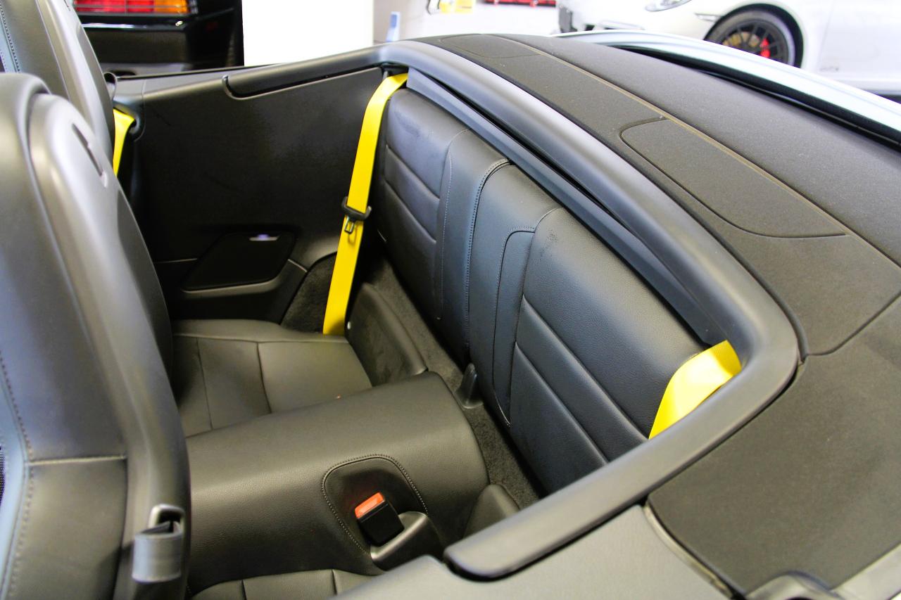2022 Porsche 911 Carrera 4 Cabriolet - Photo #15