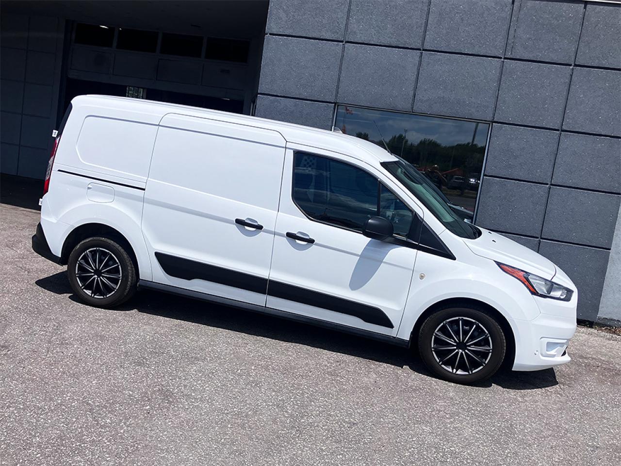 Used 2021 Ford Transit Connect XLT|DUAL SLIDING DOORS|REARCAM|2000WPOWER INVERTER for sale in Toronto, ON