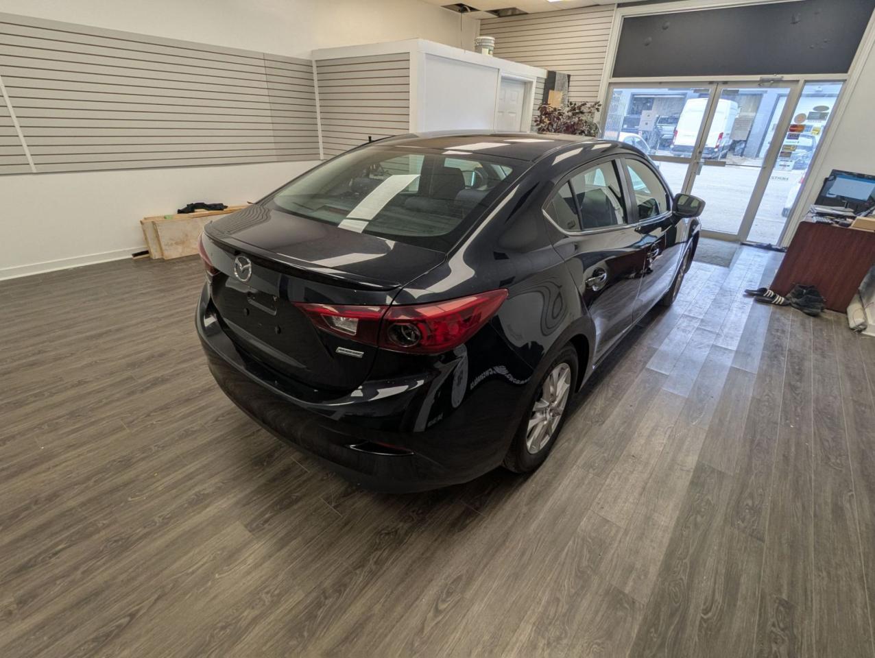 2014 Mazda MAZDA3 GS-SKY