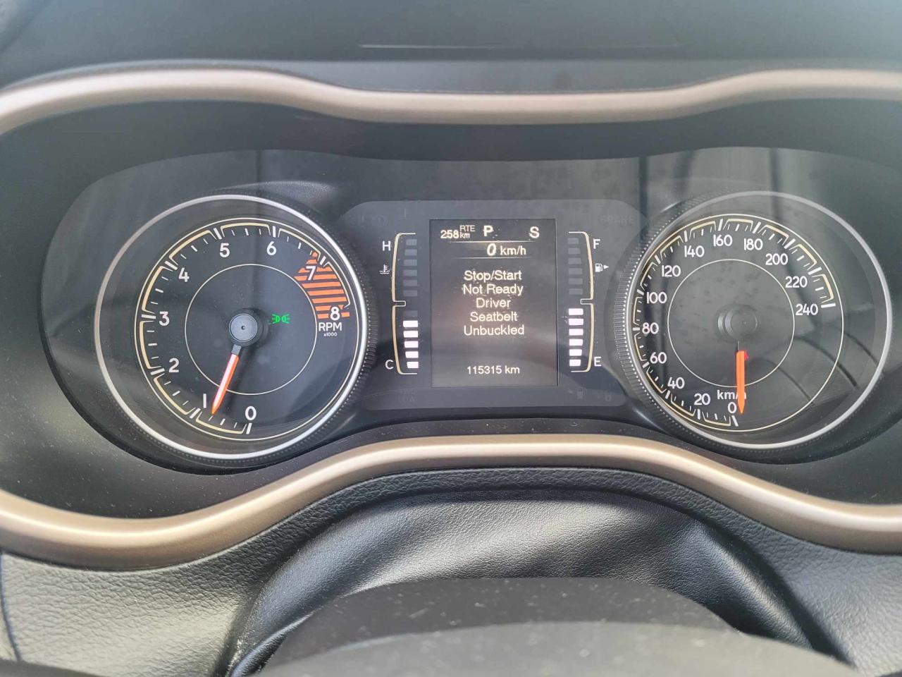 2018 Jeep Cherokee North Photo39