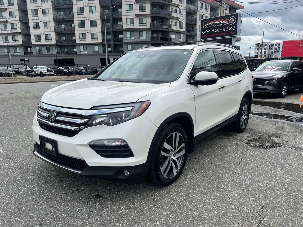 2018 Honda Pilot Touring AWD Photo3