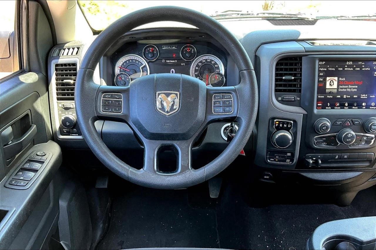 12695589