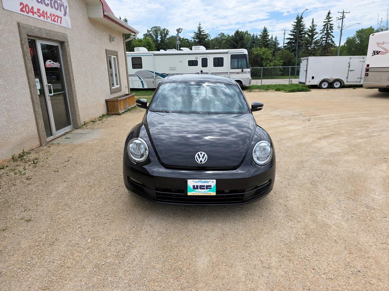 2015 Volkswagen Beetle Comfortline | Sunroof | Low KM - Photo #3