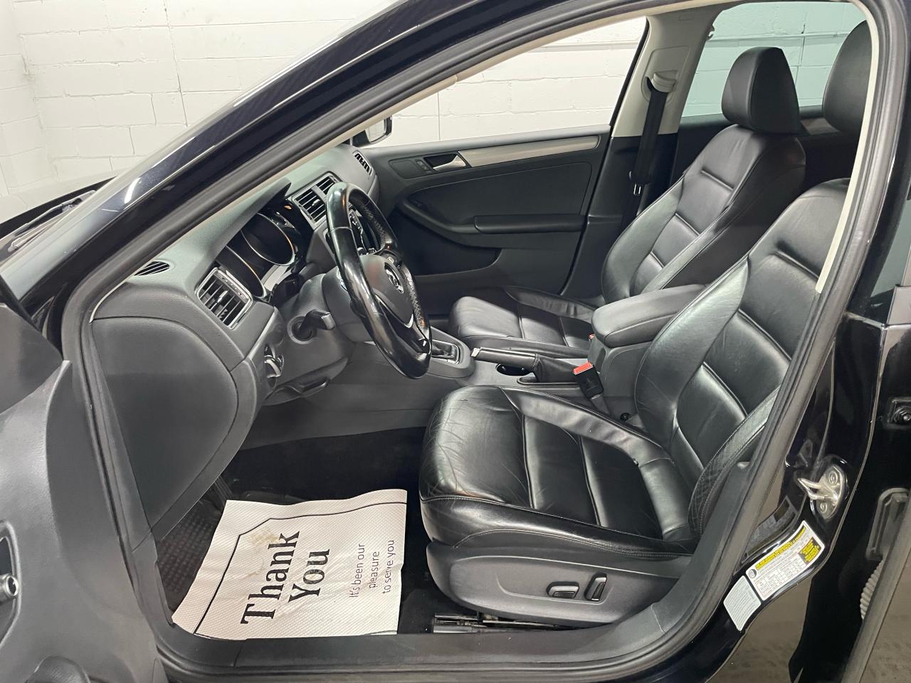 2017 Volkswagen Jetta 4dr 1.8 TSI Auto Highline Photo4