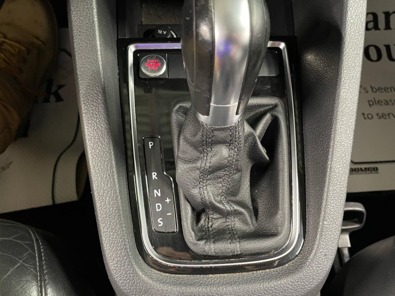 2017 Volkswagen Jetta 4dr 1.8 TSI Auto Highline Photo19