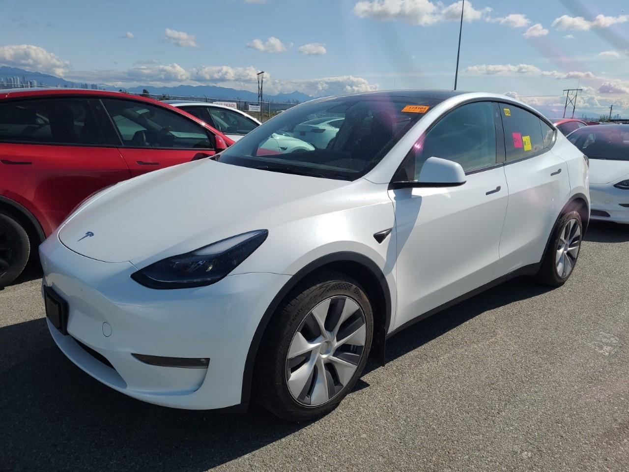 Used 2023 Tesla Model Y LONG RANGE for sale in Abbotsford, BC