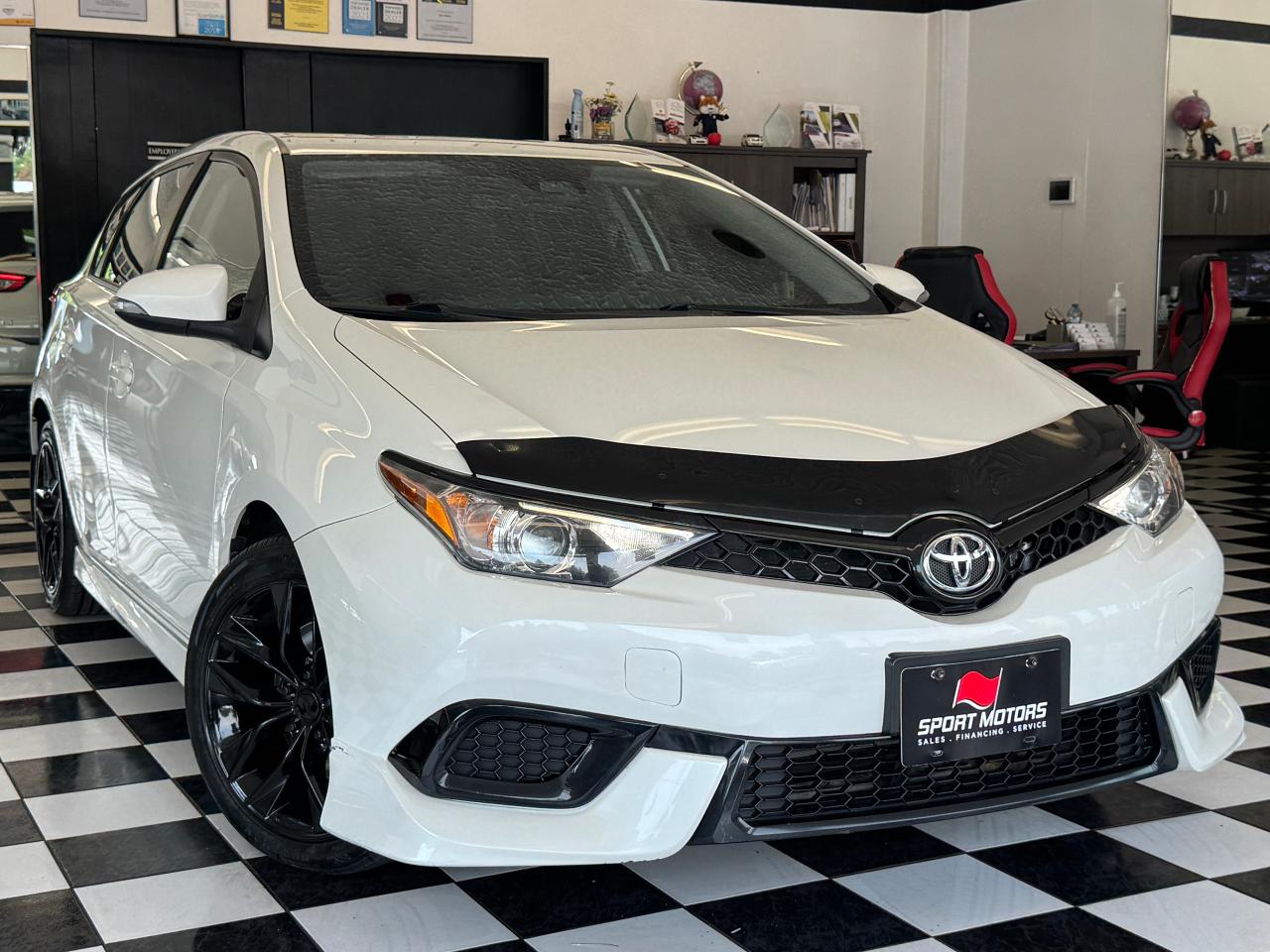 2017 Toyota Corolla iM Hatchback+New Tires+Alloys+Brakes+CLEAN CARFAX Photo18