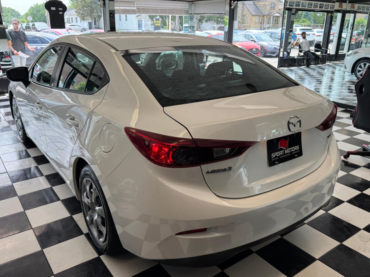 2016 Mazda MAZDA3 GX+New Tires+Brakes+Camera+A/C+CLEAN CARFAX Photo5