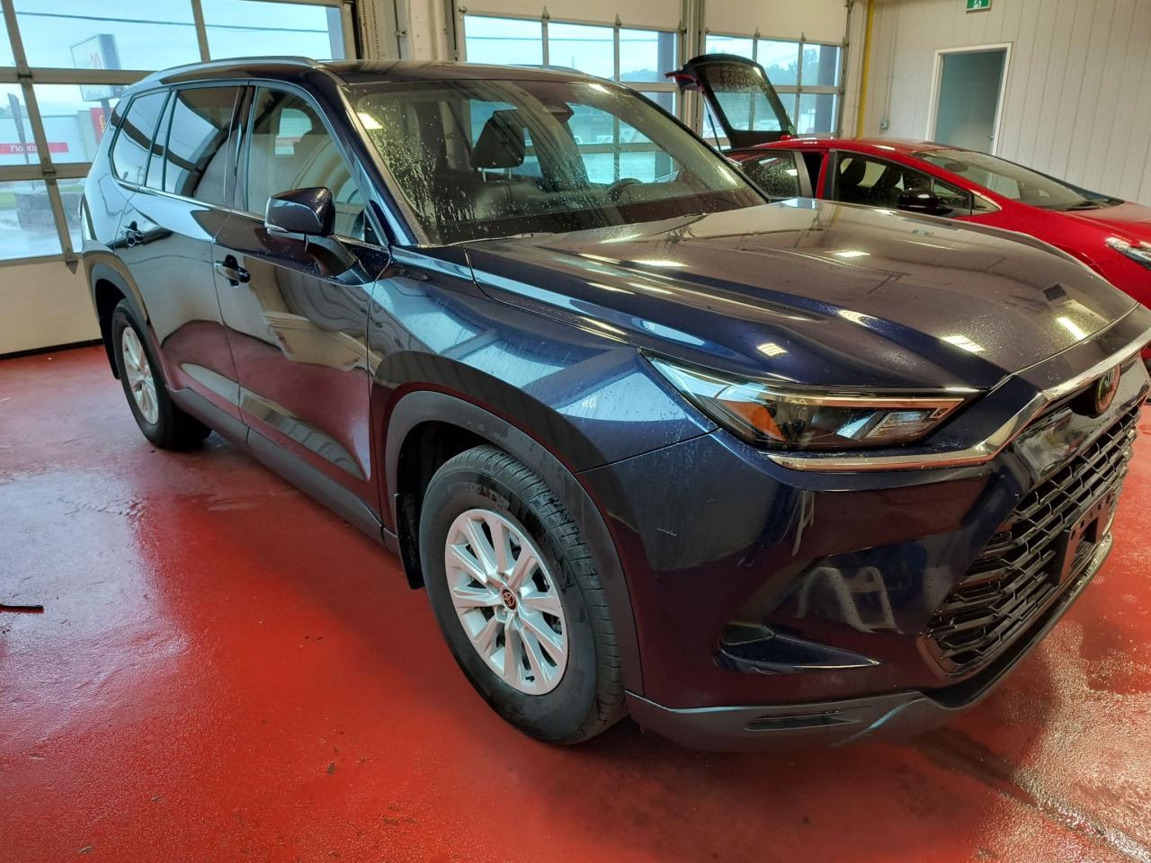 2024 Toyota Grand Highlander HYBRID XLE Photo1