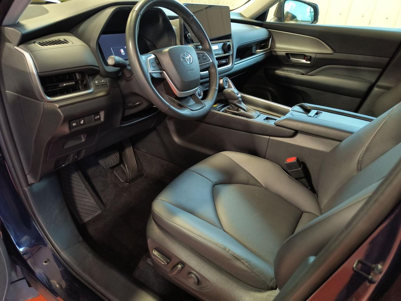 2024 Toyota Grand Highlander HYBRID XLE Photo
