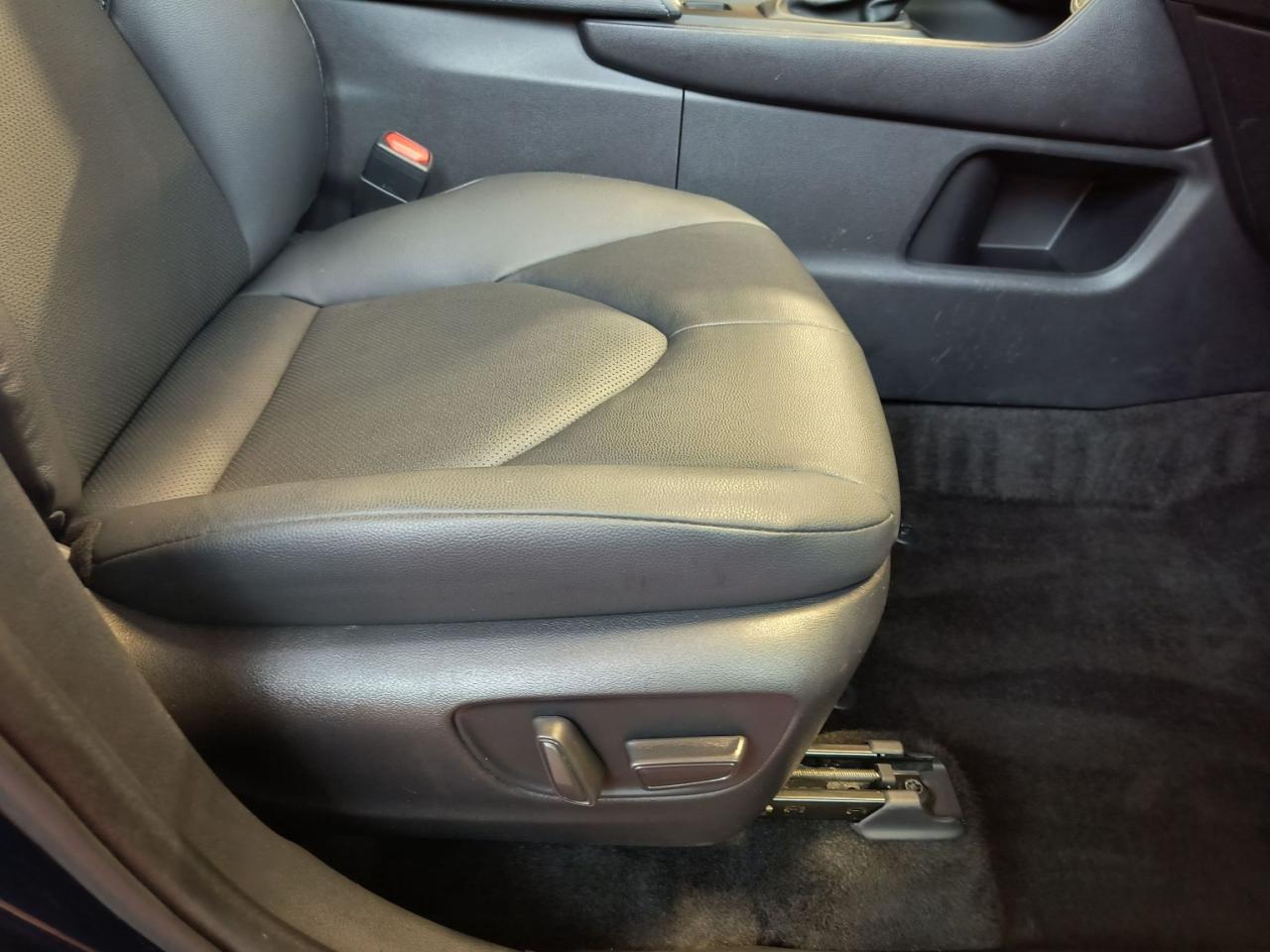 2024 Toyota Grand Highlander HYBRID XLE Photo