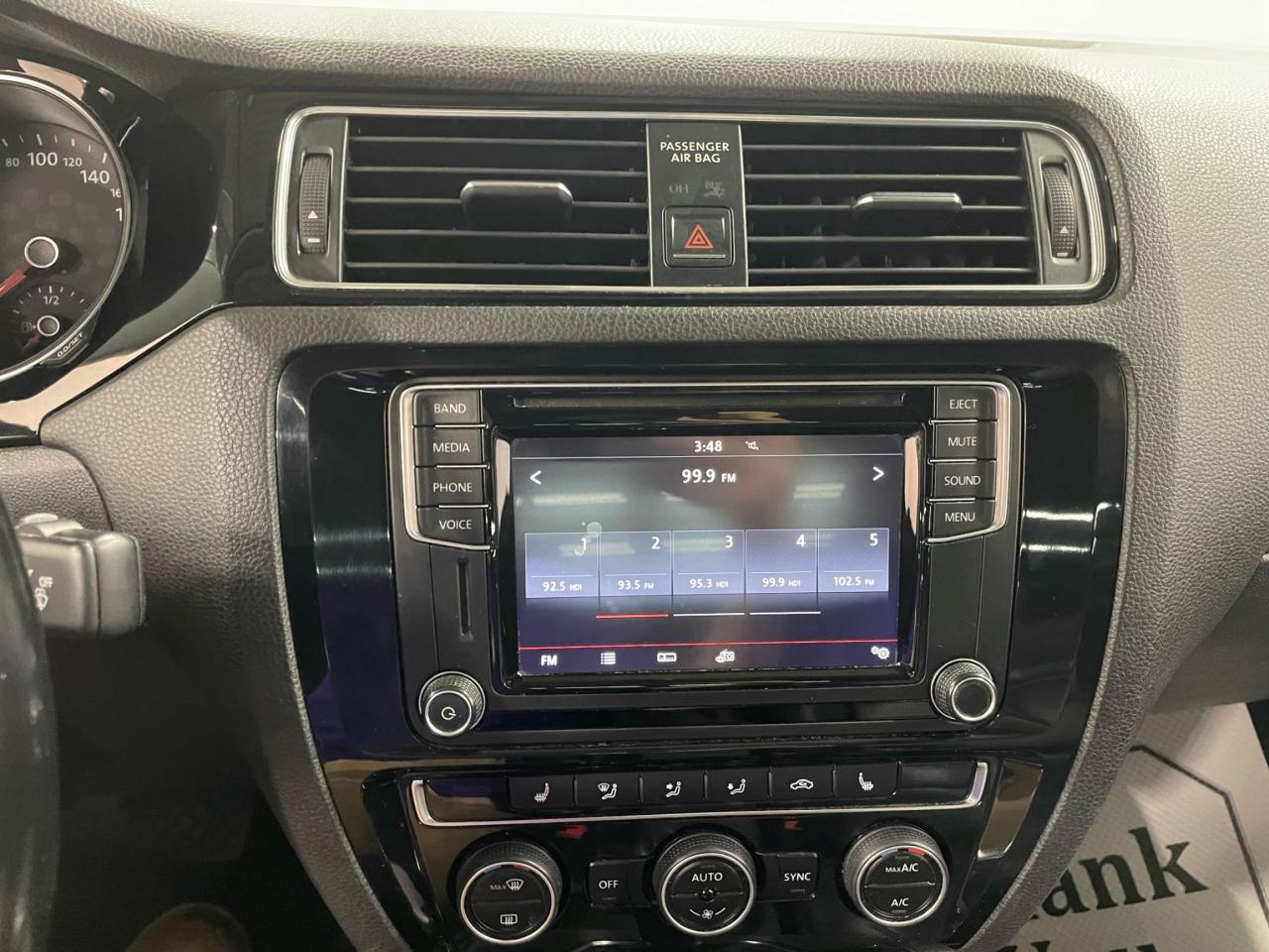 2017 Volkswagen Jetta 4dr 1.8 TSI Auto Highline