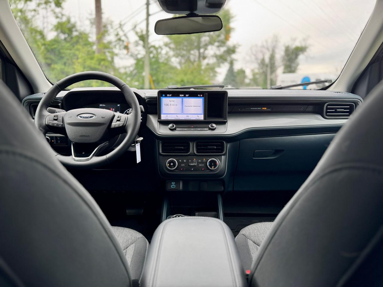 2024 Ford Maverick XLT AWD SuperCrew 2900KMS | Moonroof | One Owner - Photo #13