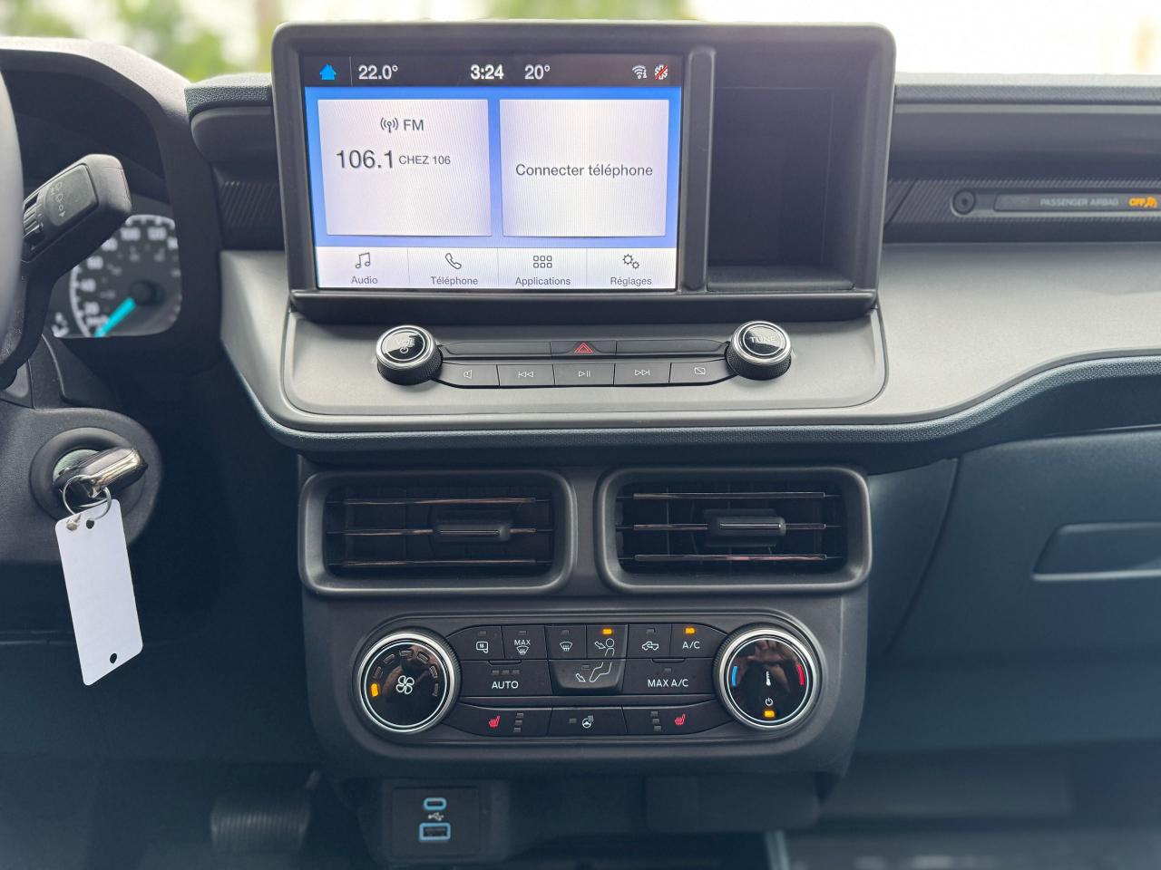 2024 Ford Maverick XLT AWD SuperCrew 2900KMS | Moonroof | One Owner - Photo #16