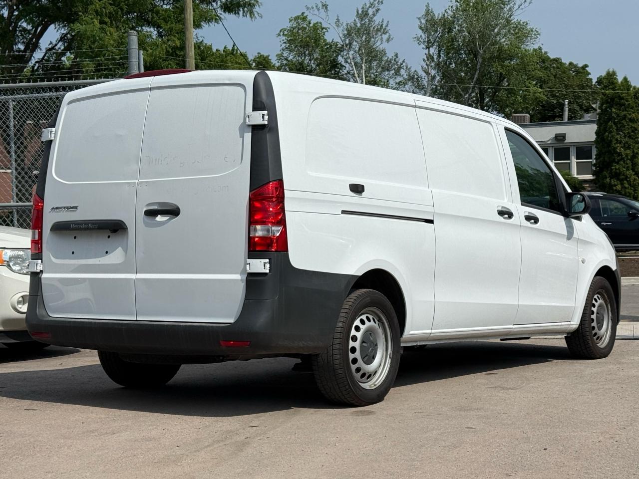 2020 Mercedes-Benz Metris Cargo Van LWB|Shelves|Backup|4 Keys - Photo #3