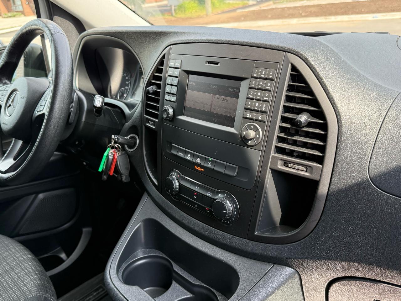 2020 Mercedes-Benz Metris Cargo Van LWB|Shelves|Backup|4 Keys - Photo #9