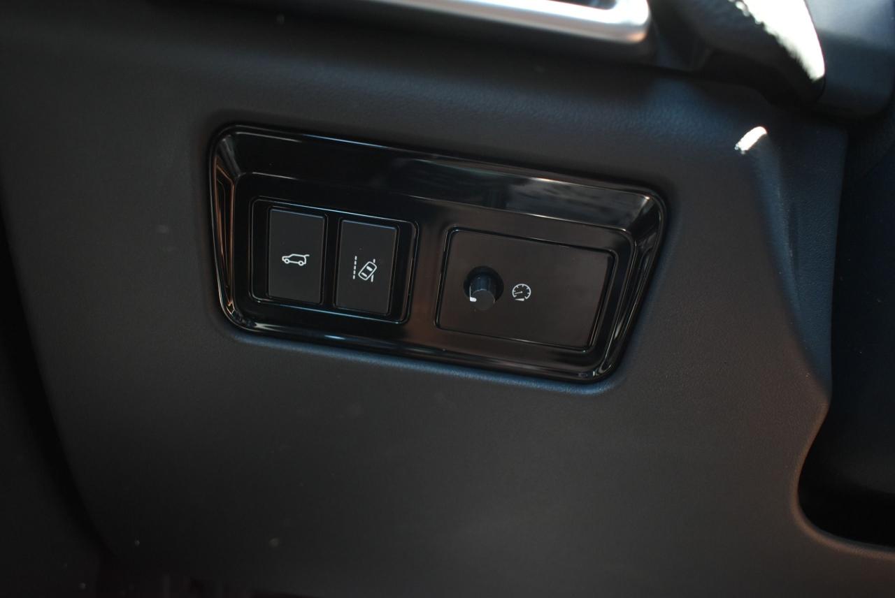 2018 Jaguar F-PACE 35t AWD Prestige 3.0L Supercharged - Photo #39