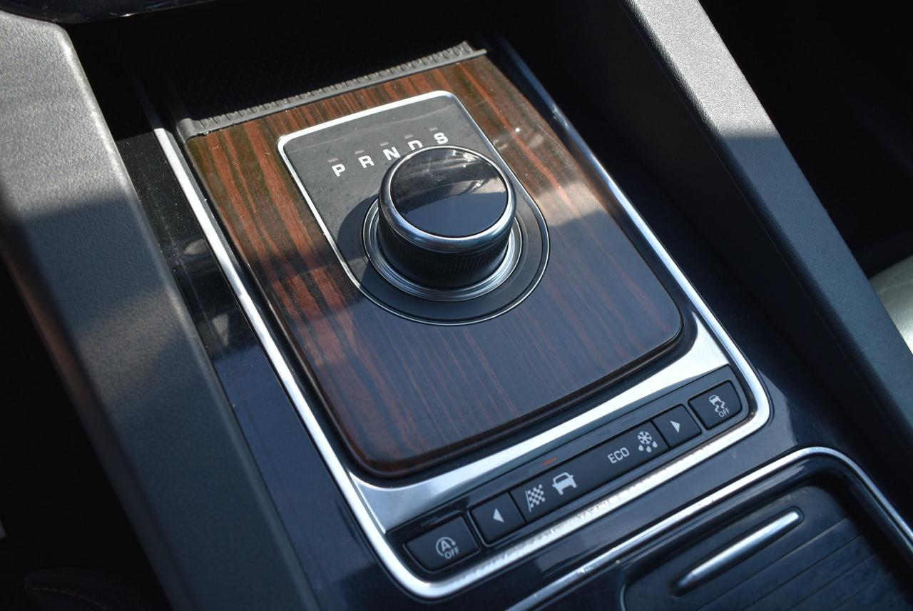 2018 Jaguar F-PACE 35t AWD Prestige 3.0L Supercharged - Photo #44