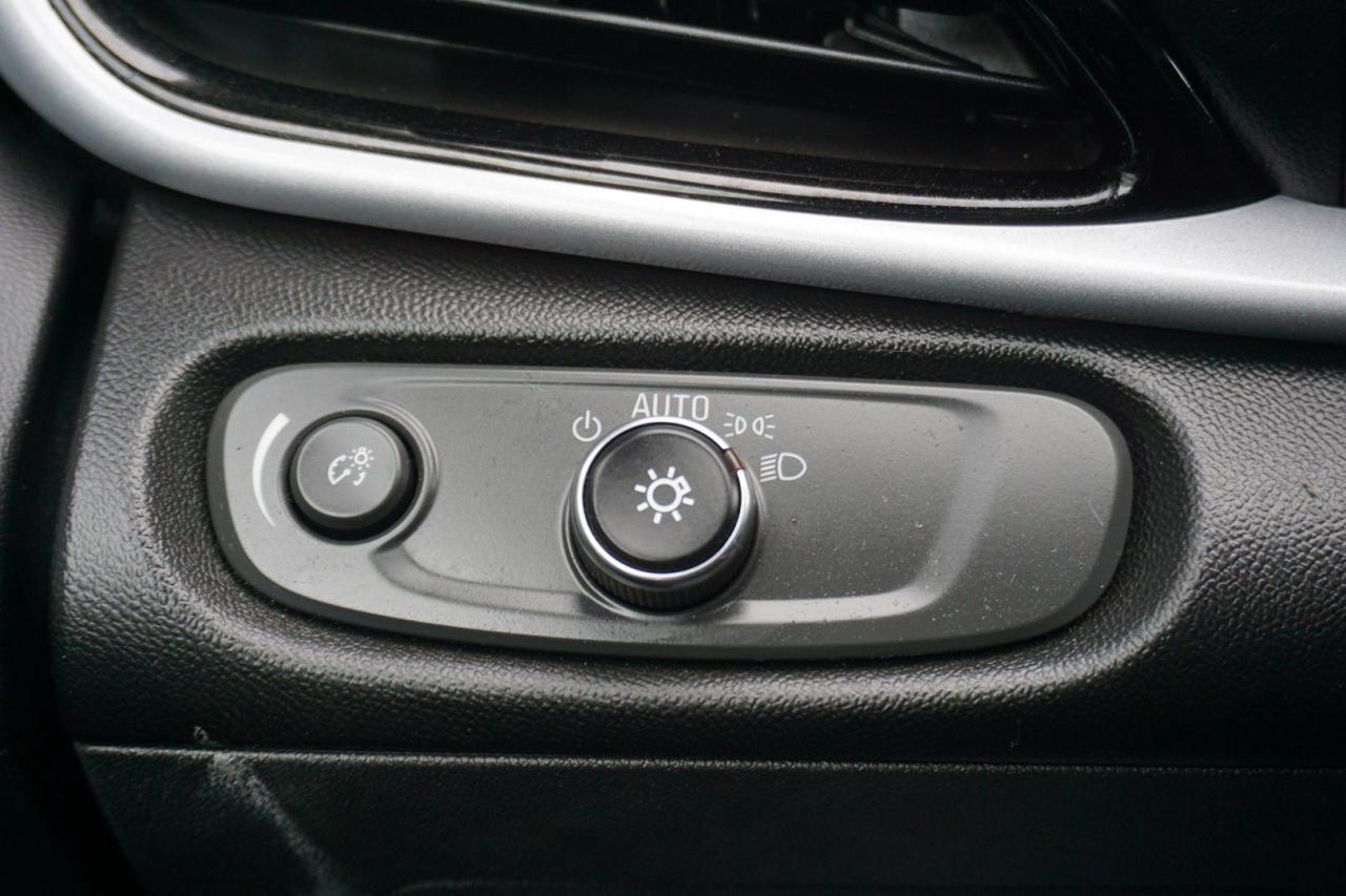 2016 Chevrolet Volt LT CERTIFIED *ACCIDENT FREE*33 CHEVY SERVICE* CAMERA BLUETOOTH HEATED SEATS CRUISE ALLOYS - Photo #26