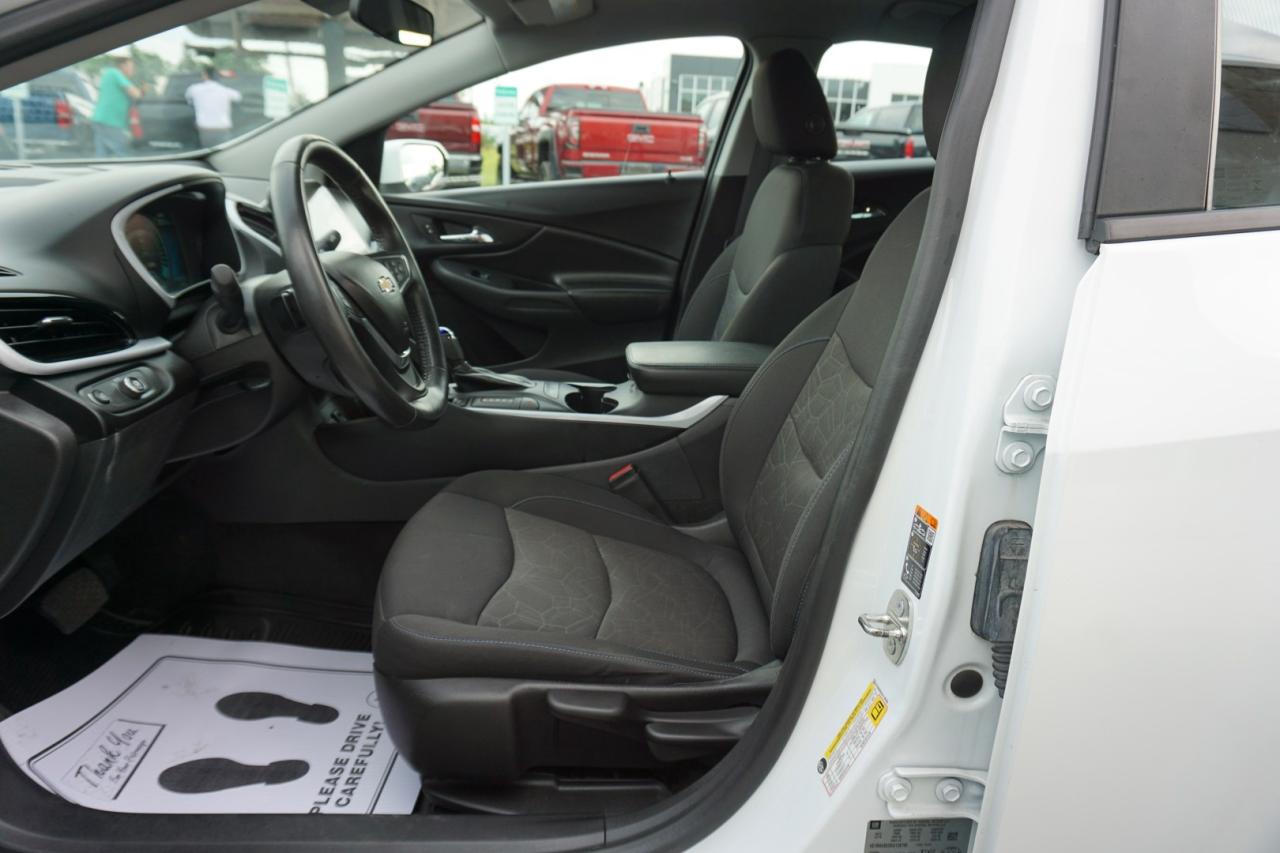 2016 Chevrolet Volt LT CERTIFIED *ACCIDENT FREE*33 CHEVY SERVICE* CAMERA BLUETOOTH HEATED SEATS CRUISE ALLOYS - Photo #15