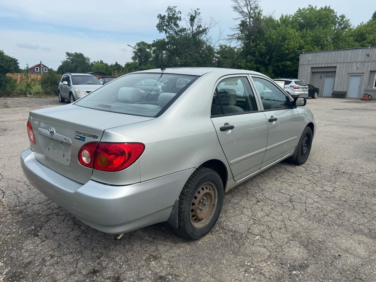 2004 Toyota Corolla CE - Photo #3
