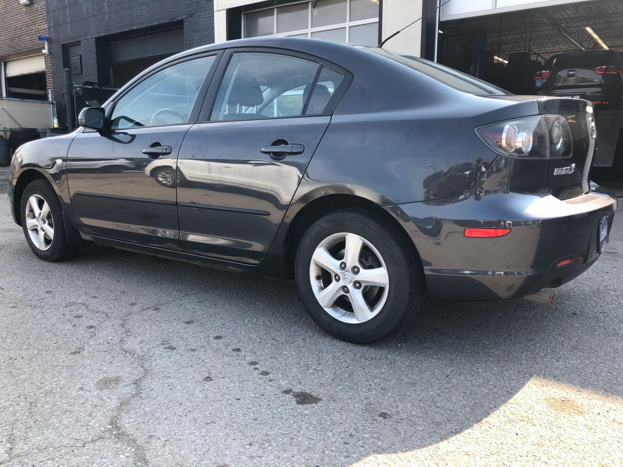 2007 Mazda MAZDA3 GS - Photo #4