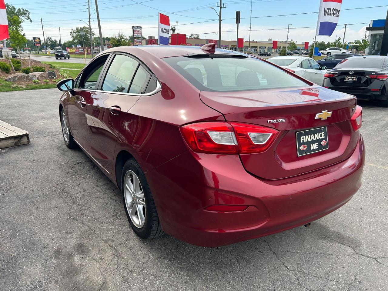2017 Chevrolet Cruze LT - Photo #6